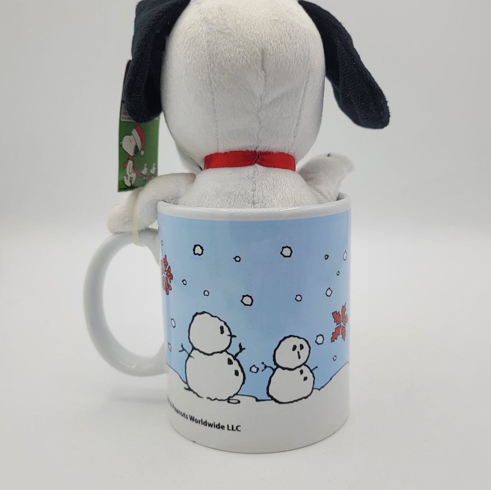 Peanuts Snoopy Plush in Mug Christmas 2016 Walgreens Exclusive Ceramic Cup - Picture 7 of 11